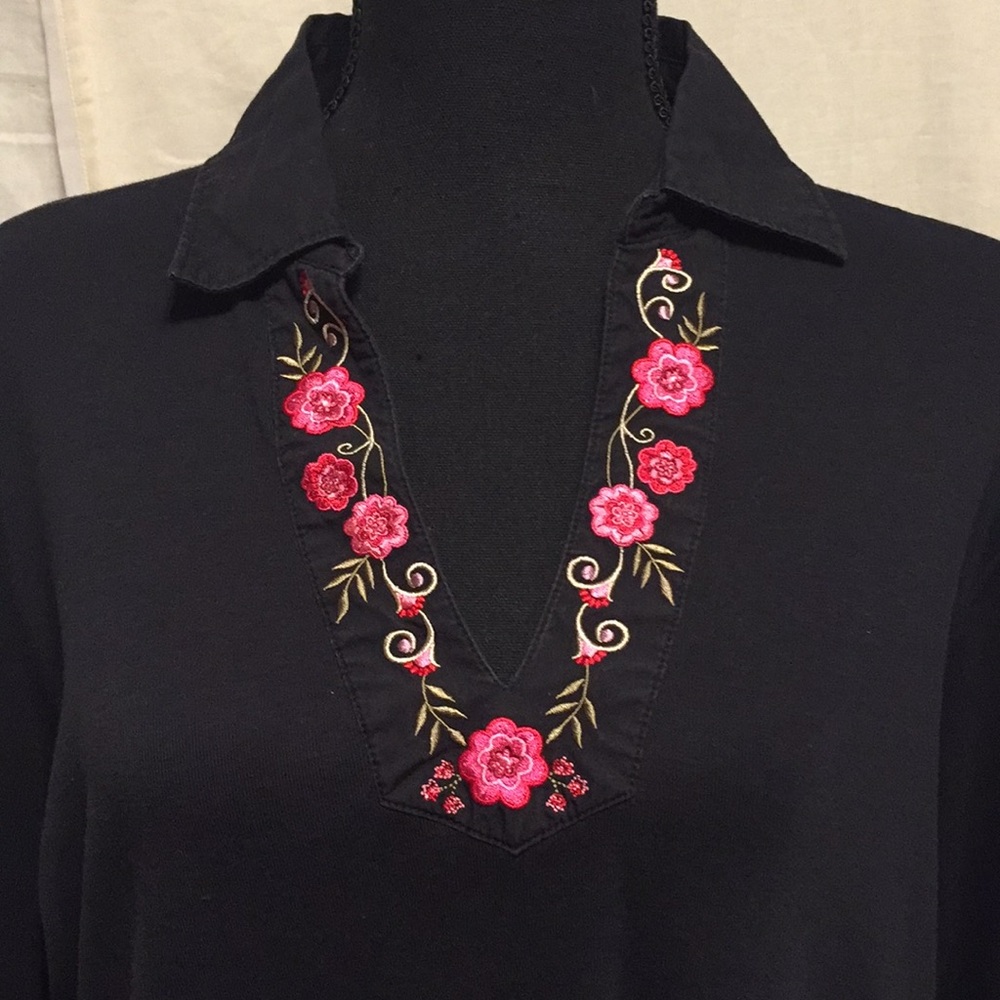 Blouse - Picture 2 of 7